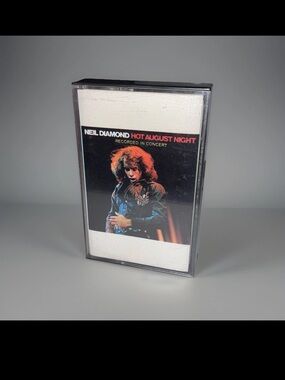 NEIL DIAMOND - 'Hot August Night' Cassette Tape Album Twin Pack Excellent Rock